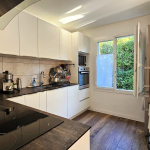 4ba516d59ffb3b681515863744387243